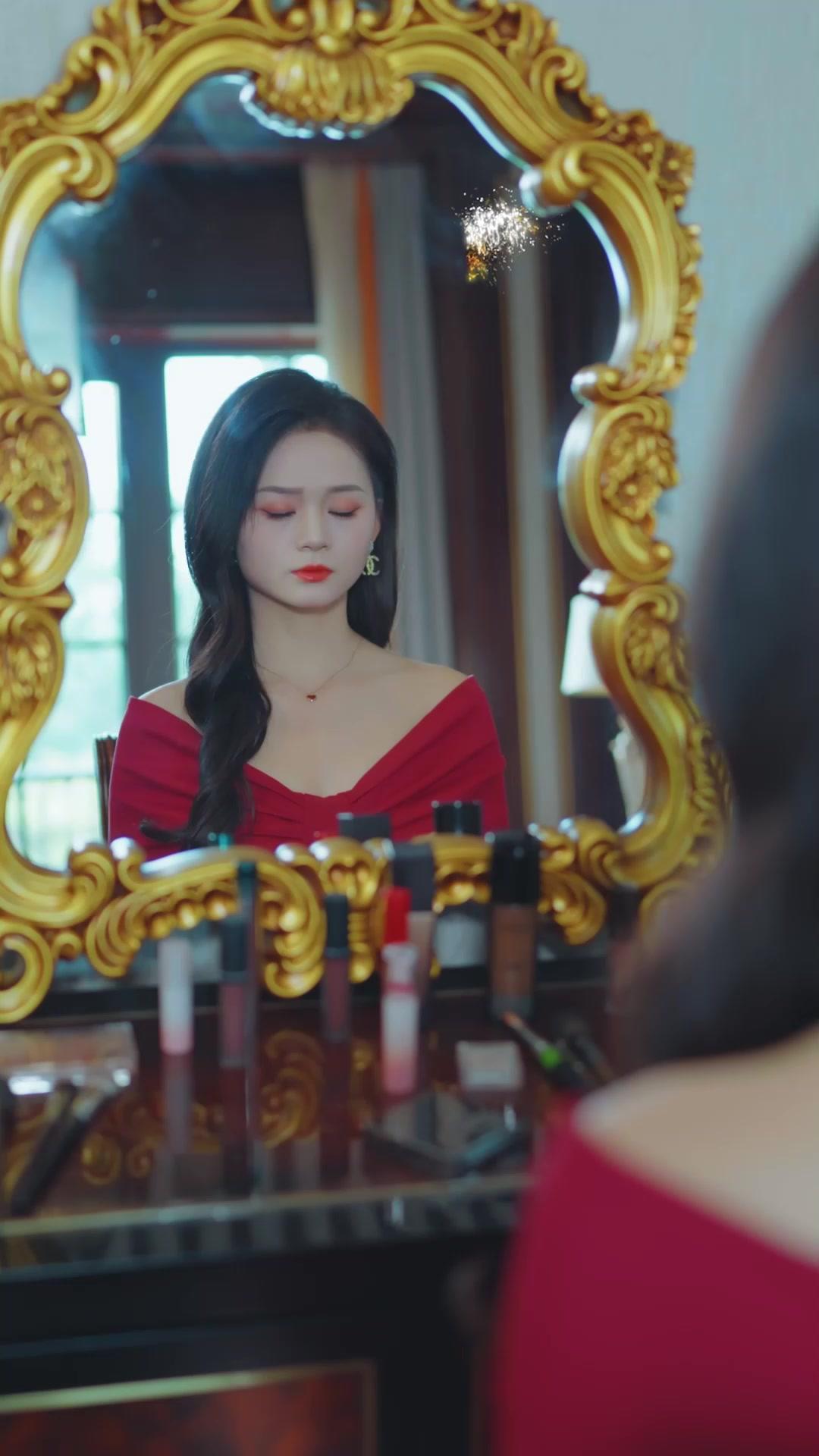 Dad’s Back! Kneel, Fakers!