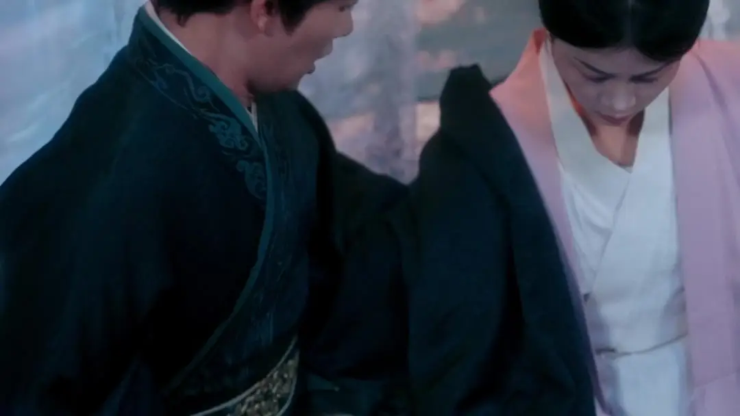 공주의 생존법 ep-1: 비단처럼 흐르는 위기 속 진실