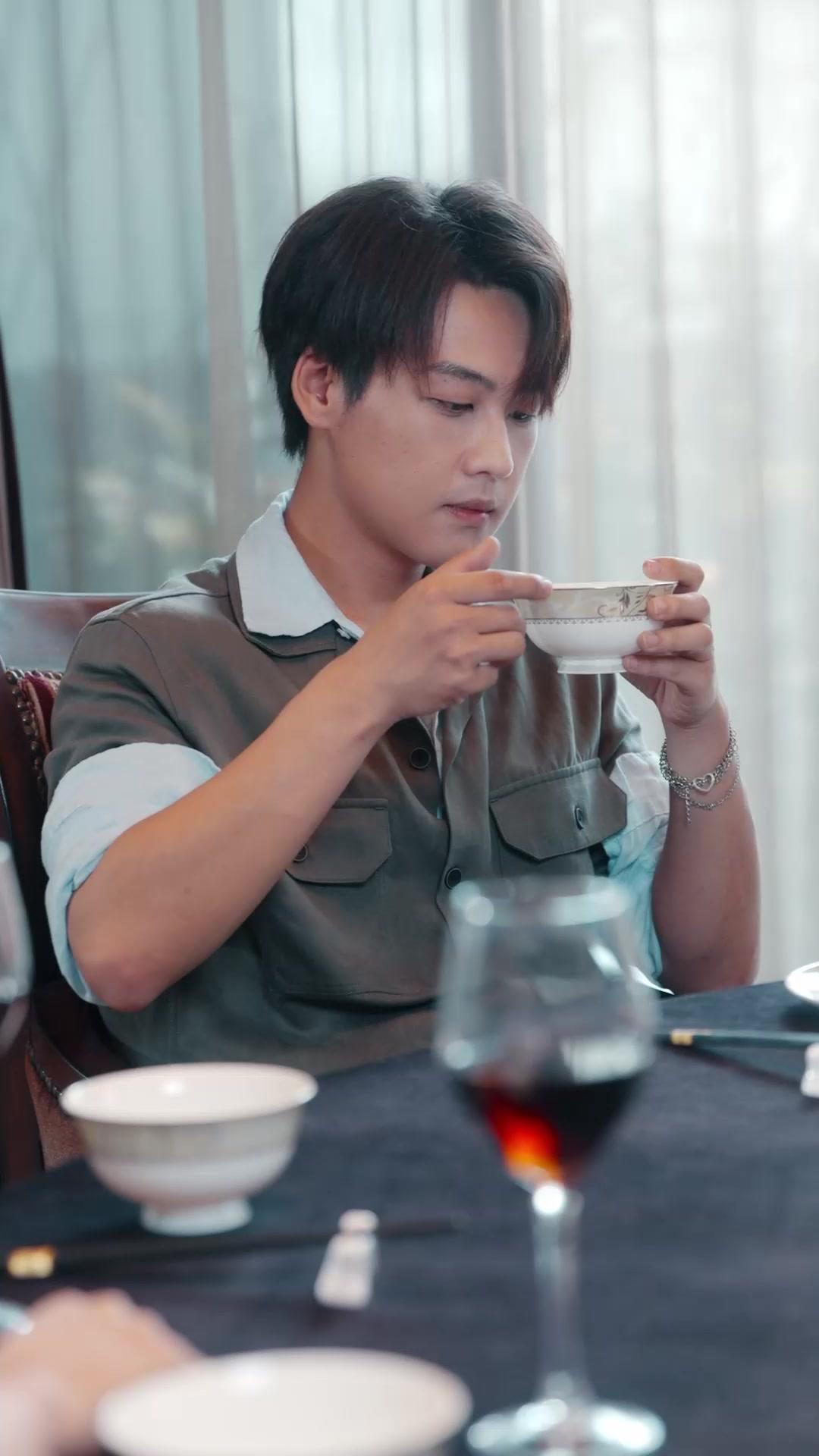 Terjebak di Dunia Novel