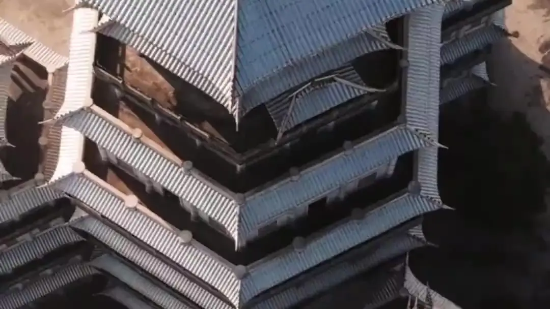 Sürpriz Kahraman 2: Taş Oyunu ve Zincirlerin Ardındaki Şaşırtıcı Gerçek