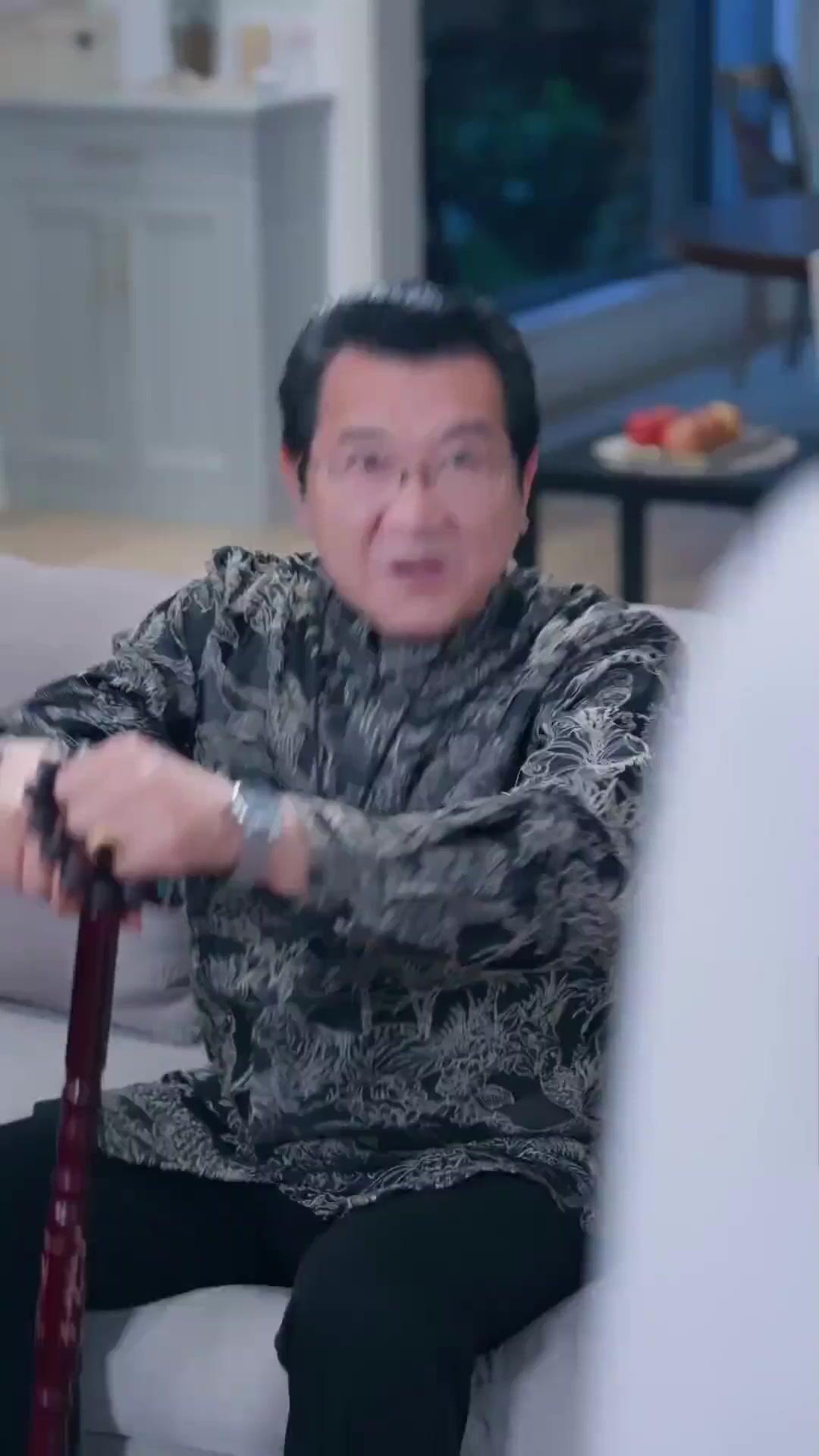 Dia dan Mawar Butanya