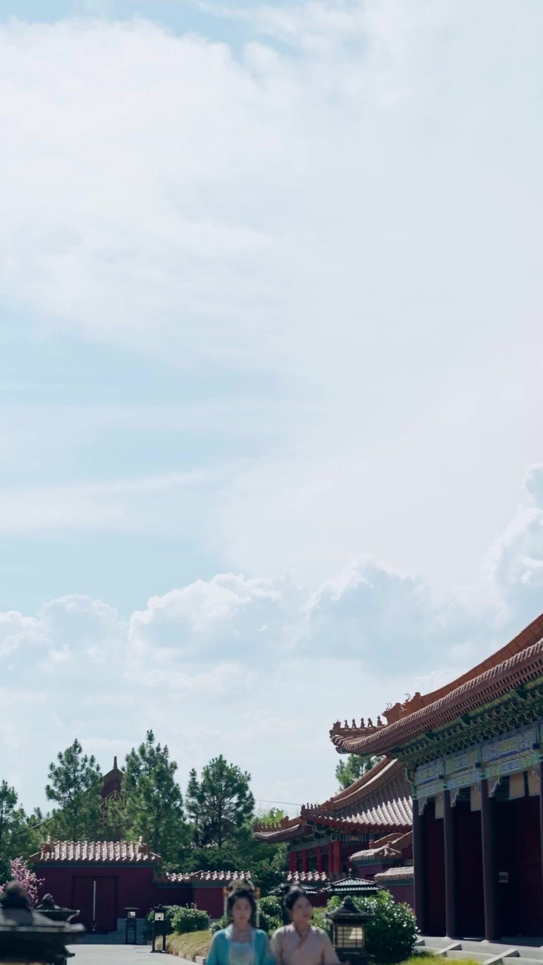 La emperatriz se rebela