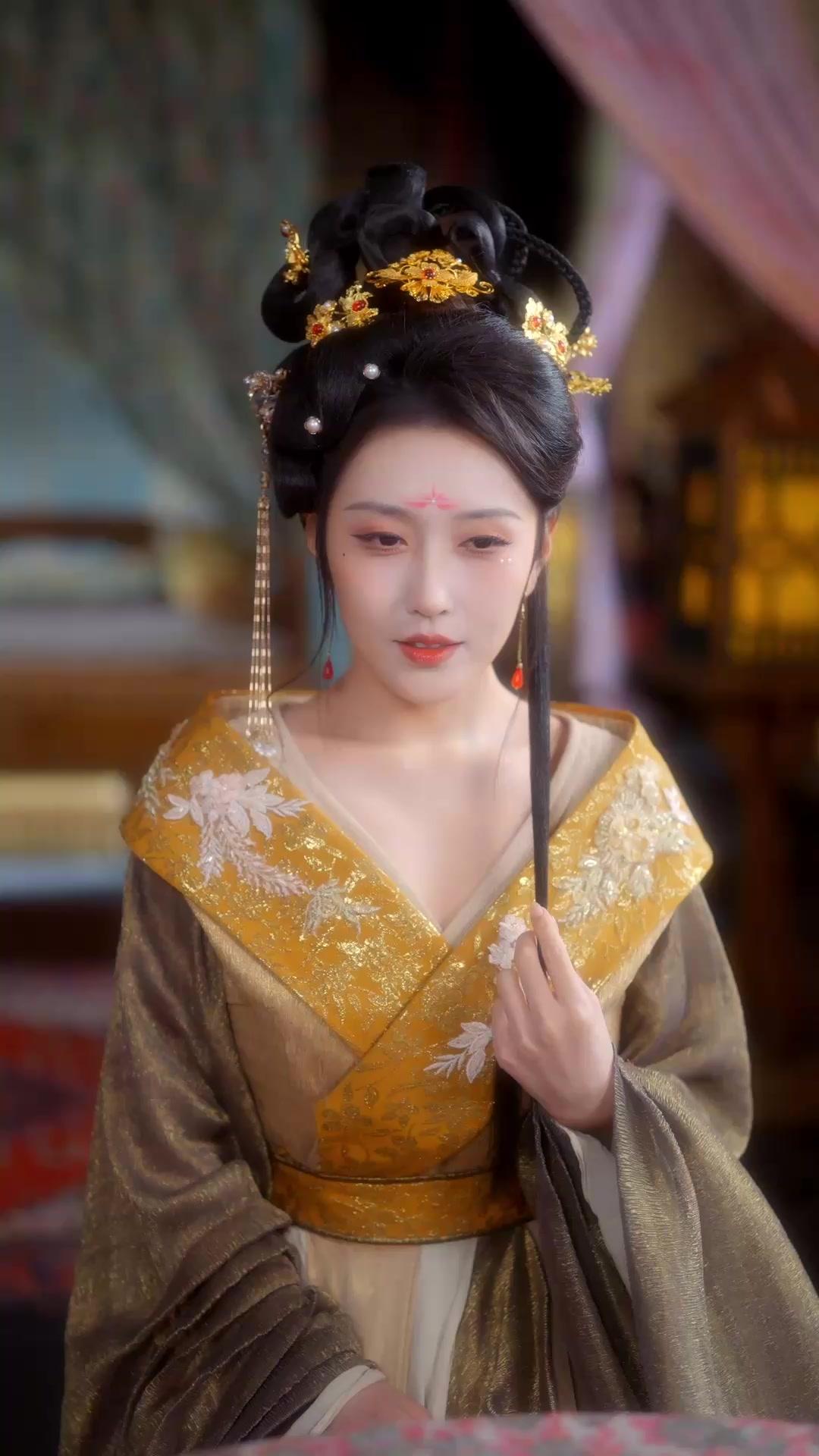 Sandiwara Kaisar Palsu