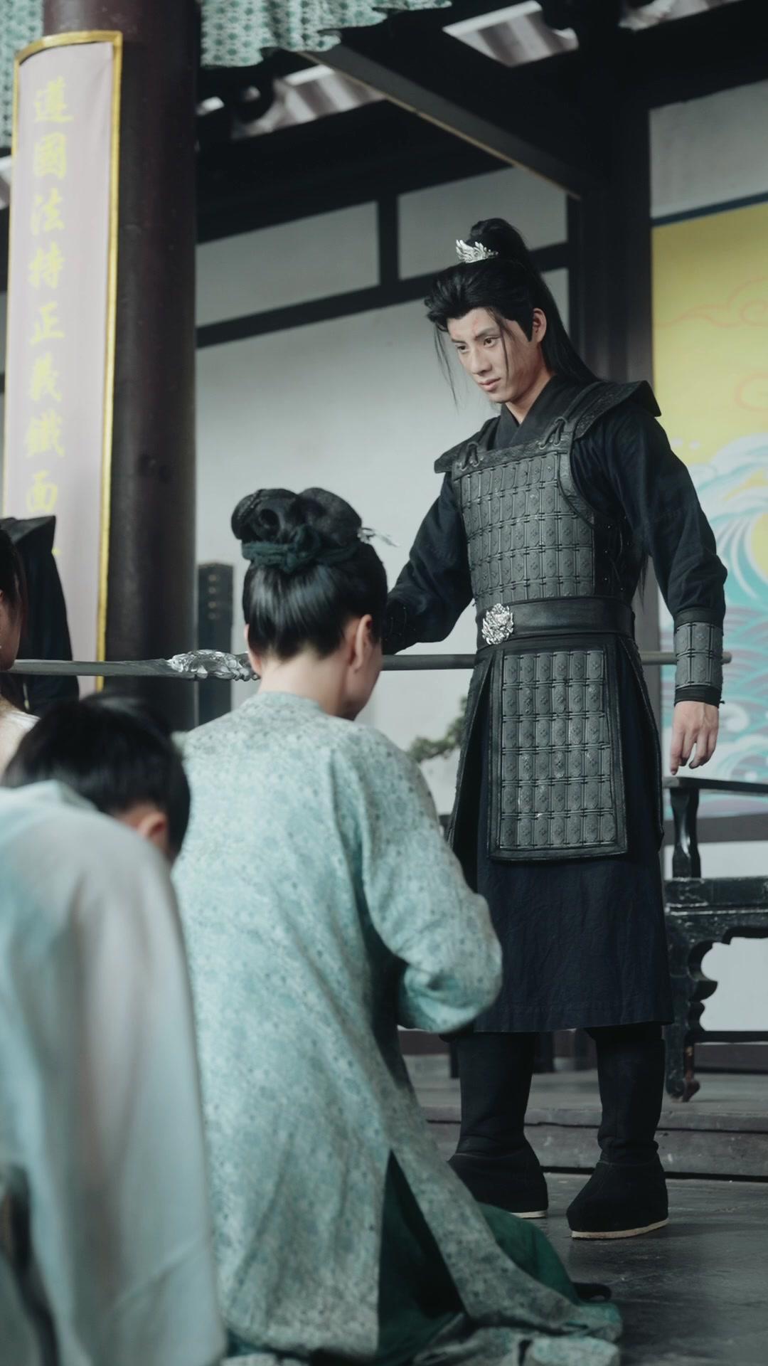 Balik Masa Lalu, Nikahi Kaisar Cantik!