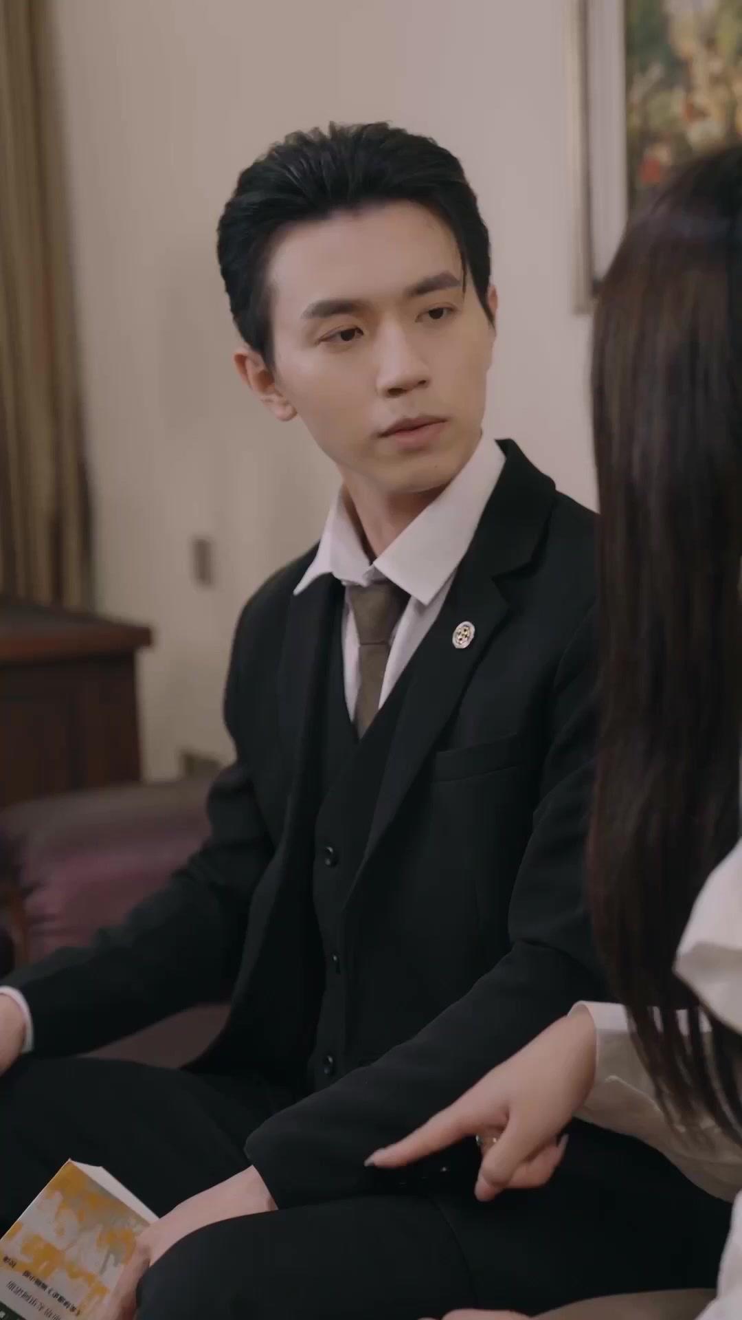 Identitas yang Terbongkar