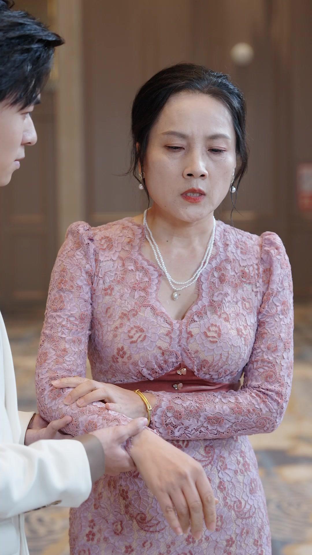  Kembalinya Konglomerat