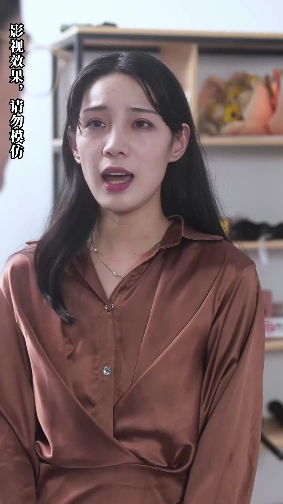 The Heiress and the Cold Billionaire