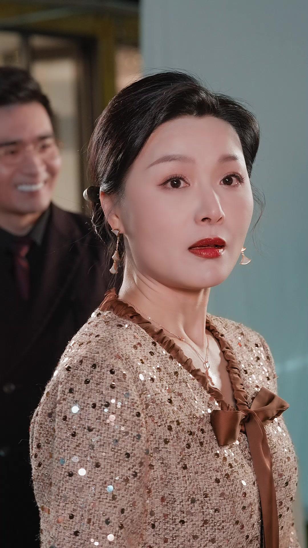 元嫁だけが味方～悪女に殺されかけた社長夫人～