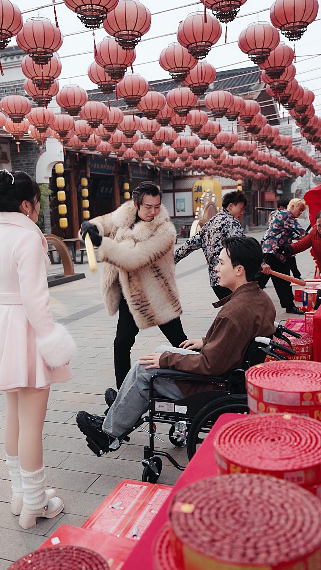 正月初一，雙喜臨門