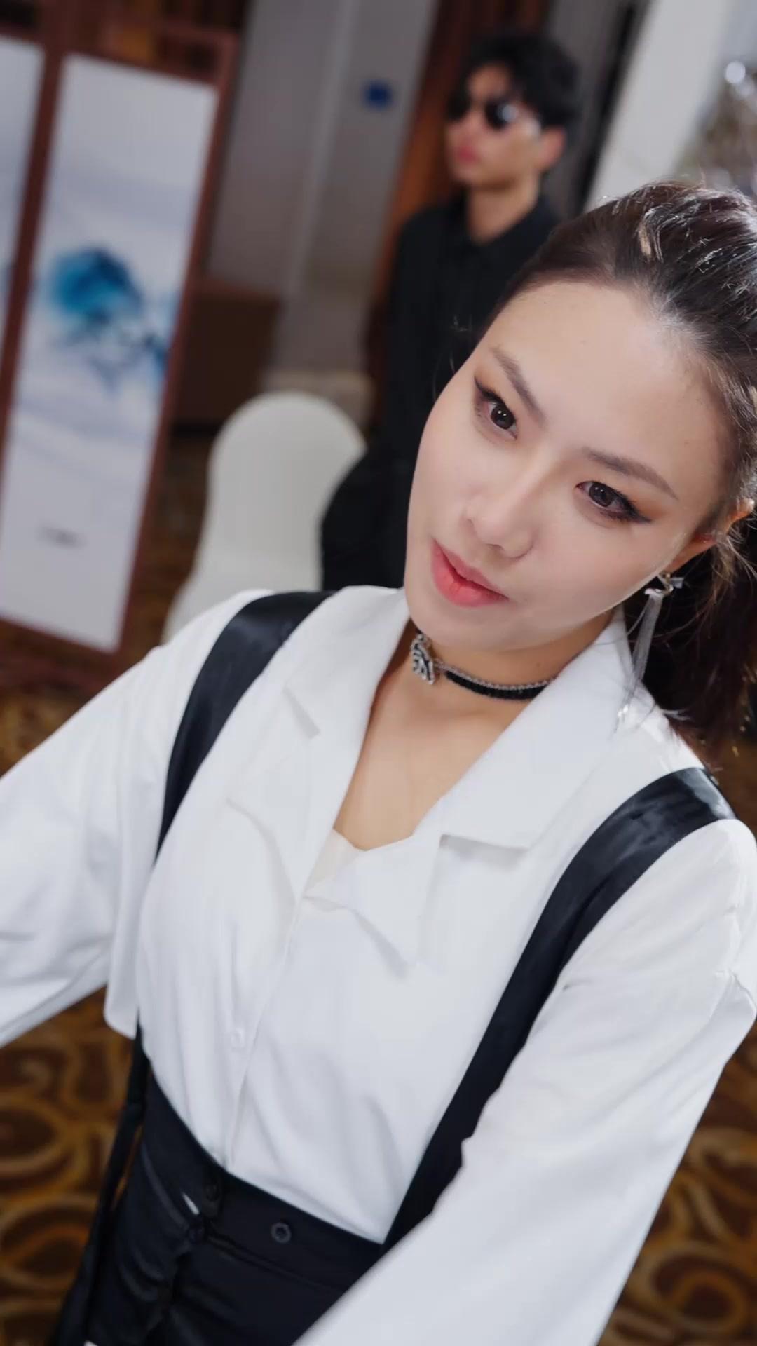 Little Ping Pong Queen