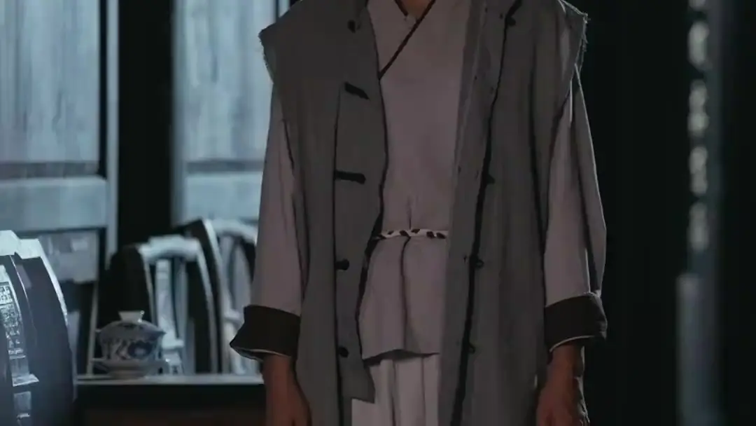 When the Chef Drops the Chives, the World Holds Its Breath