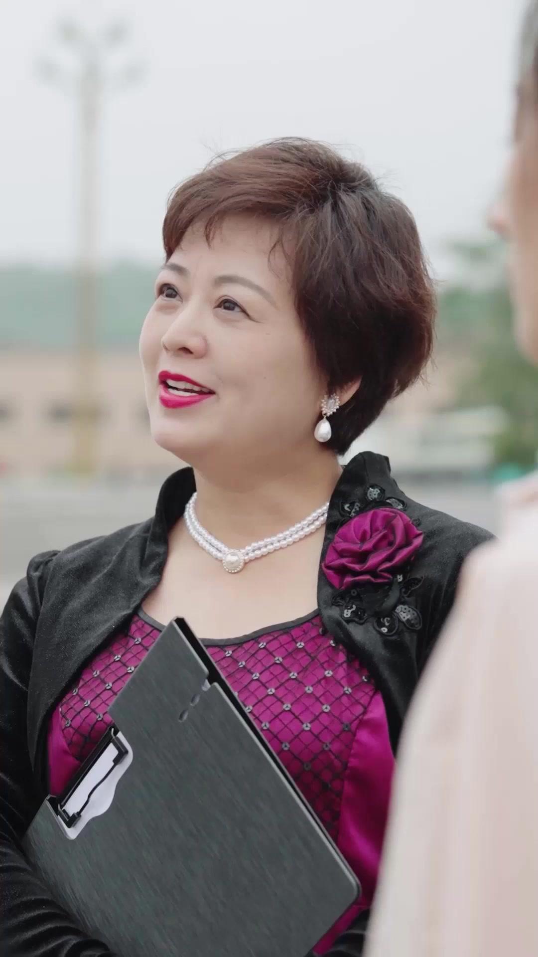 After Divorce, She Became the Richest