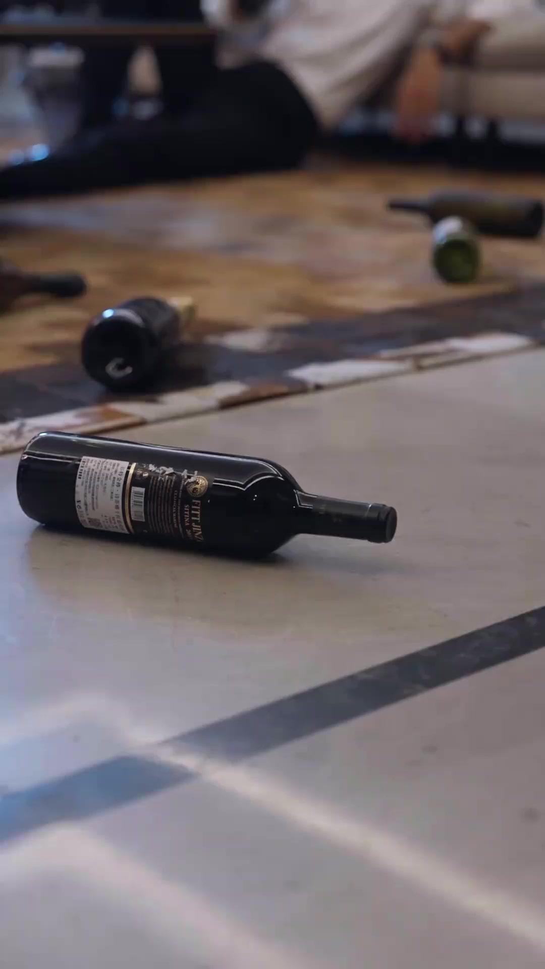 Mối Tình Không Cùng Đẳng Cấp