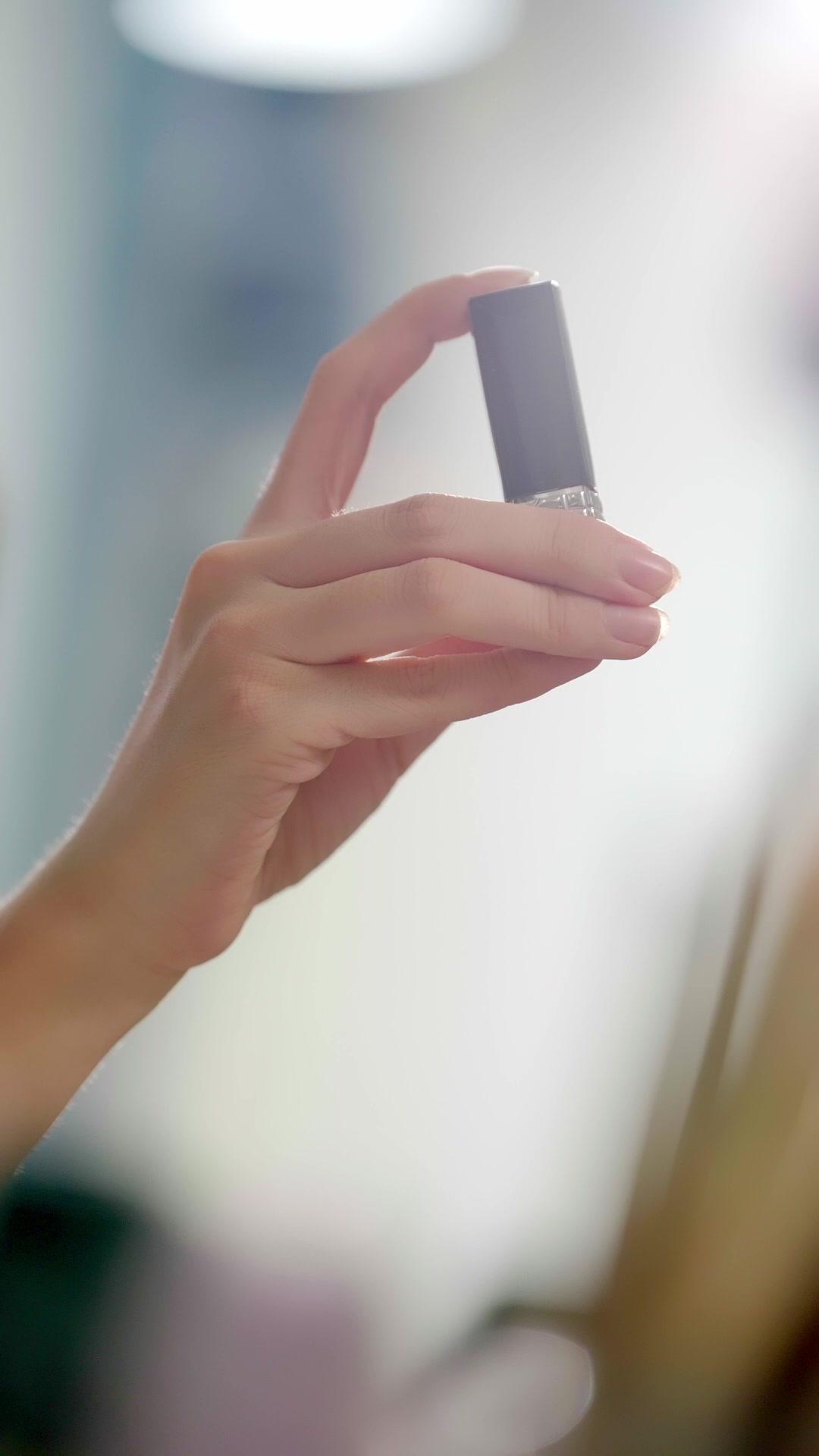 L'ILLUSION DE DIX ANS