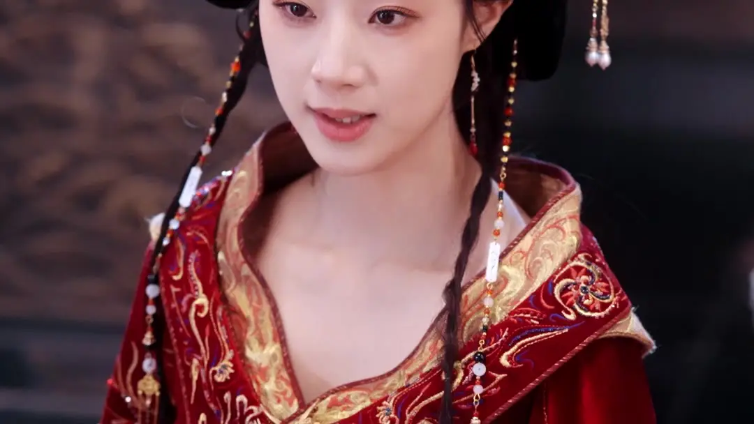 Minh Nguyệt Dẫn Tâm: Đám cưới đỏ rực và nỗi đau bị che giấu sau nụ cười