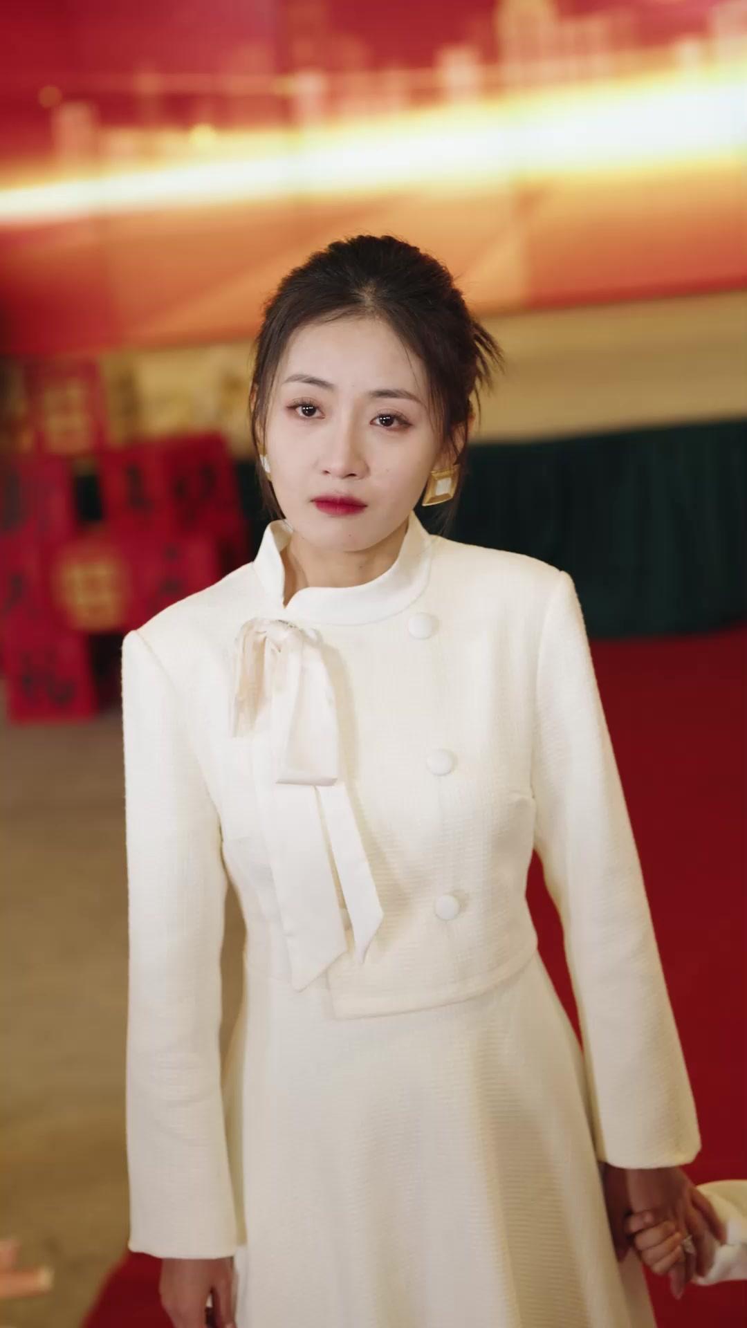 Pelakor Naik, Istri Sah Tersingkir?