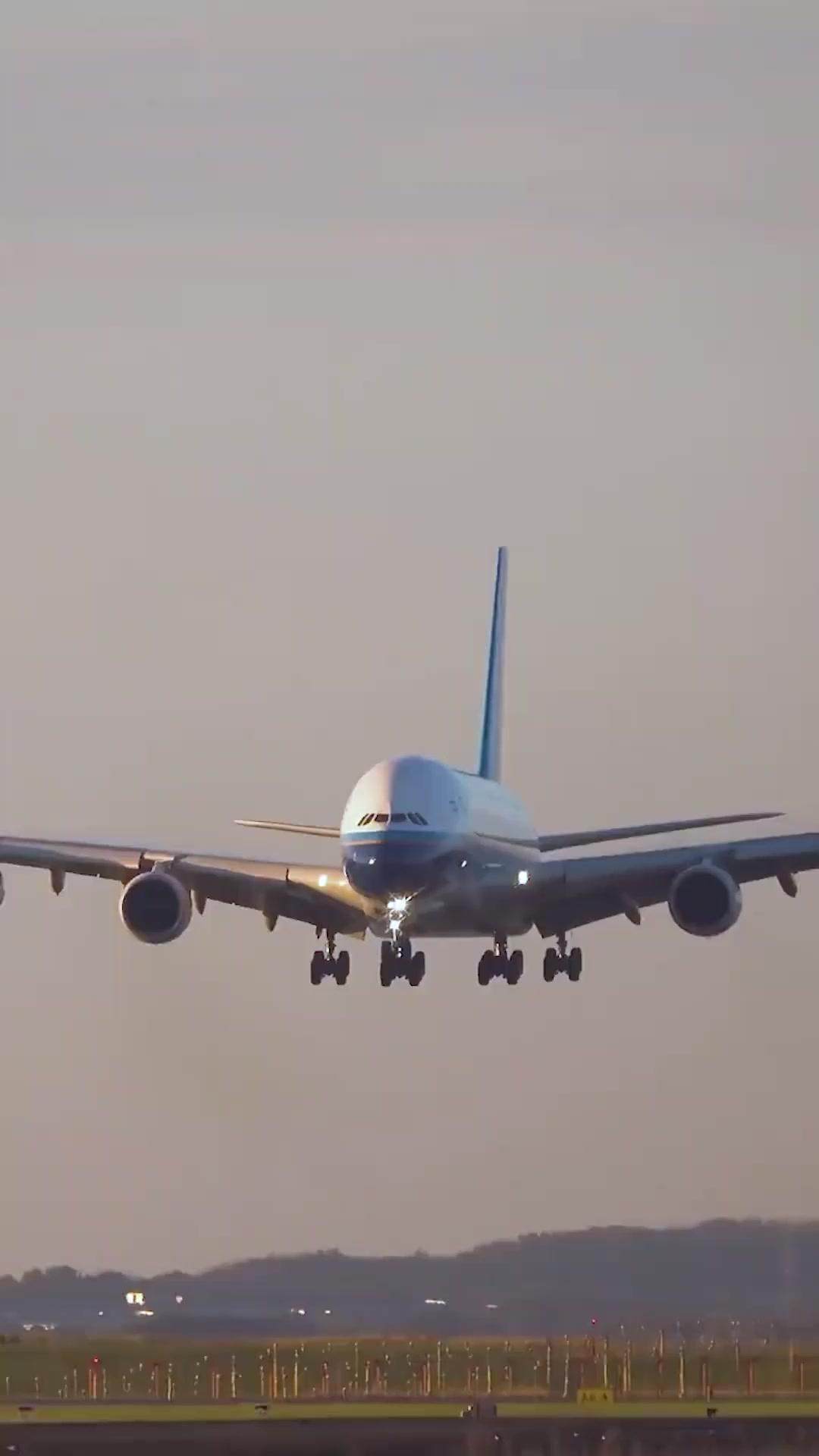 Aku Hukum Selingkuhan Putriku