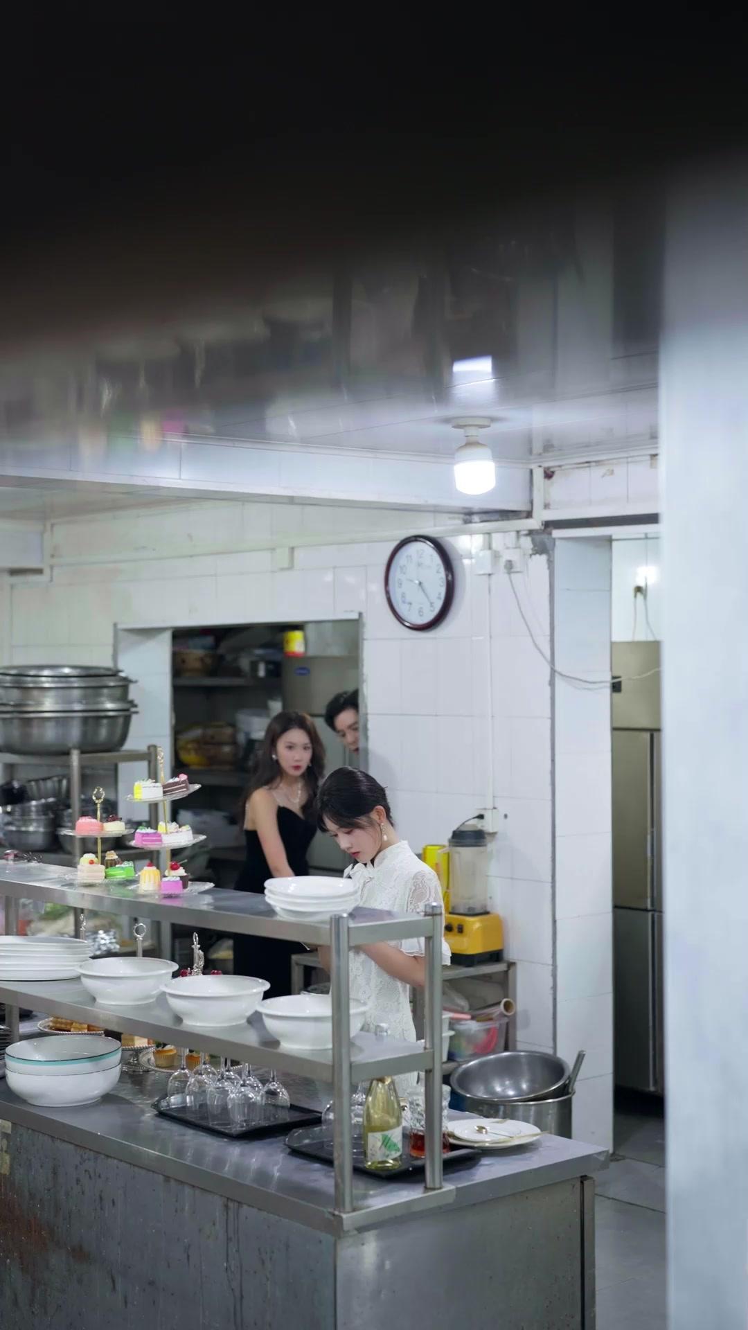 Pasangan Nikah Kilat Ternyata Konglomerat