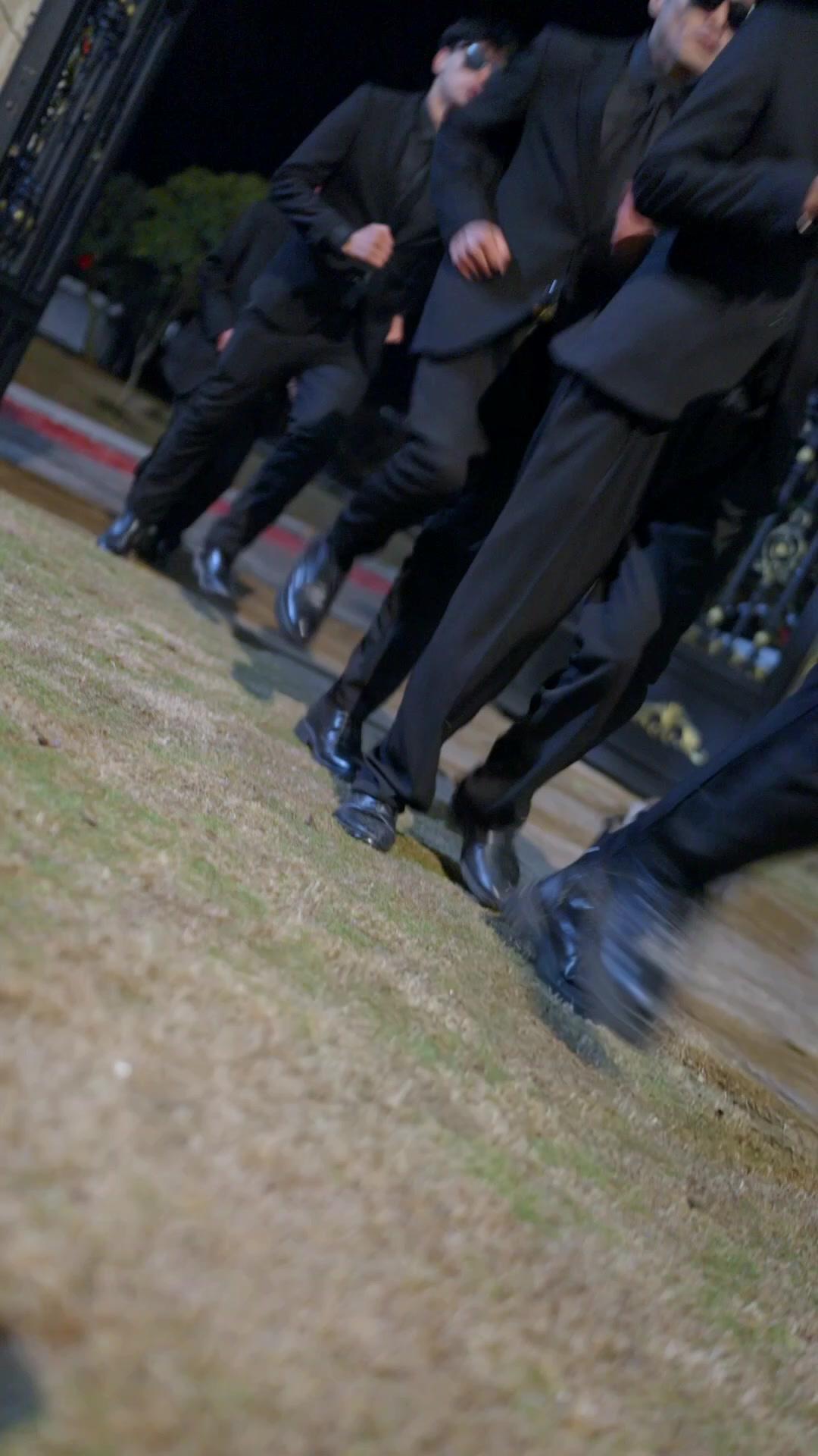 八年後，我給妳全世界