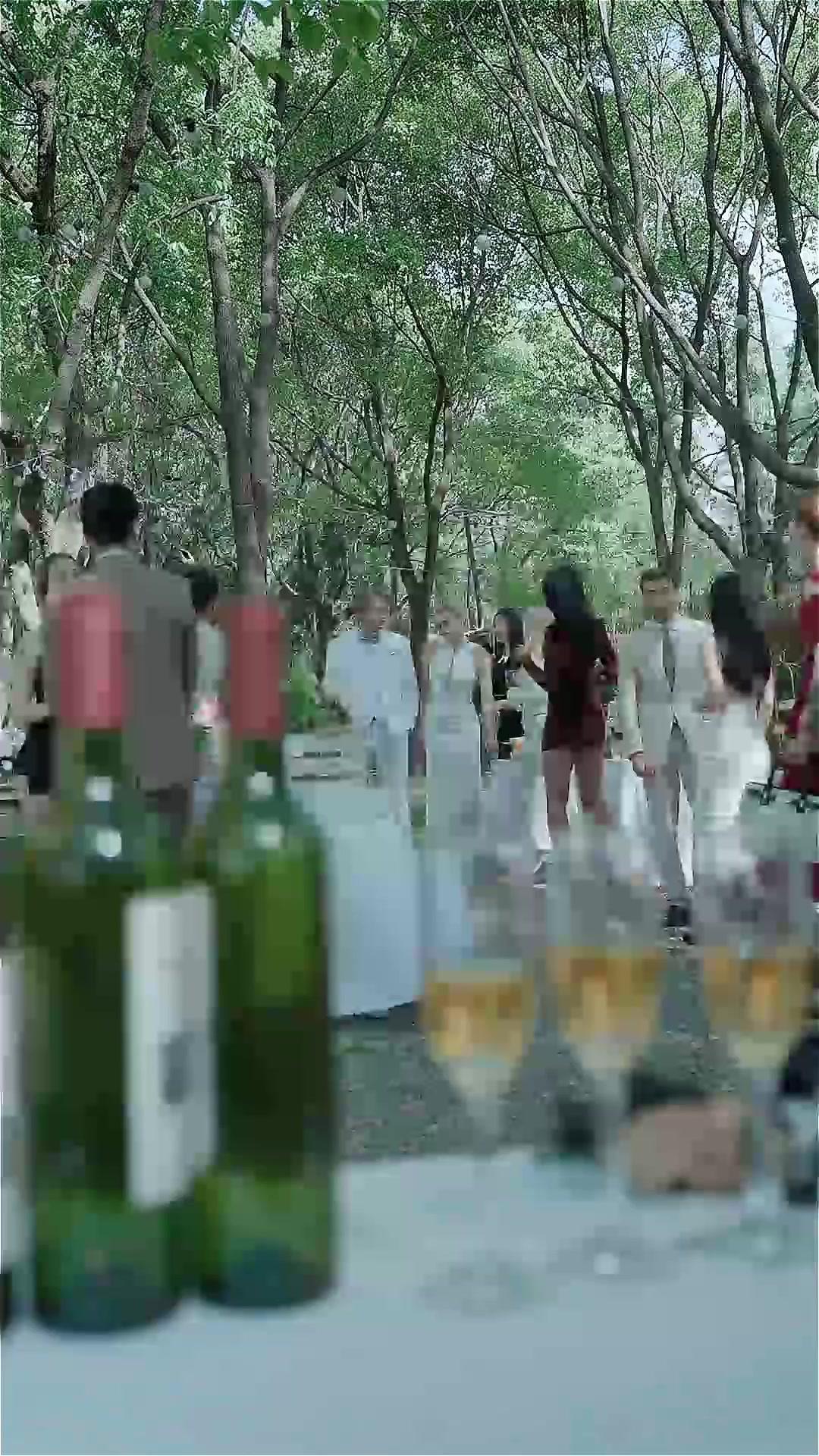 (Doublage)QUAND JE SUIS PARTIE, LE REGRET A COMMENCÉ