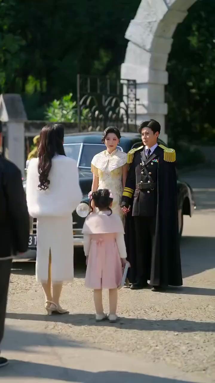 บัลลังก์นี้ เธอสร้างเอง