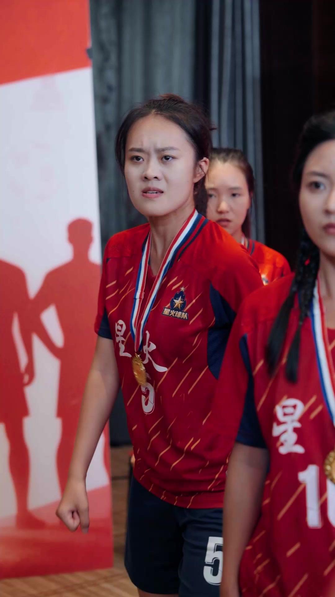 Wanita Juga Bisa Bola