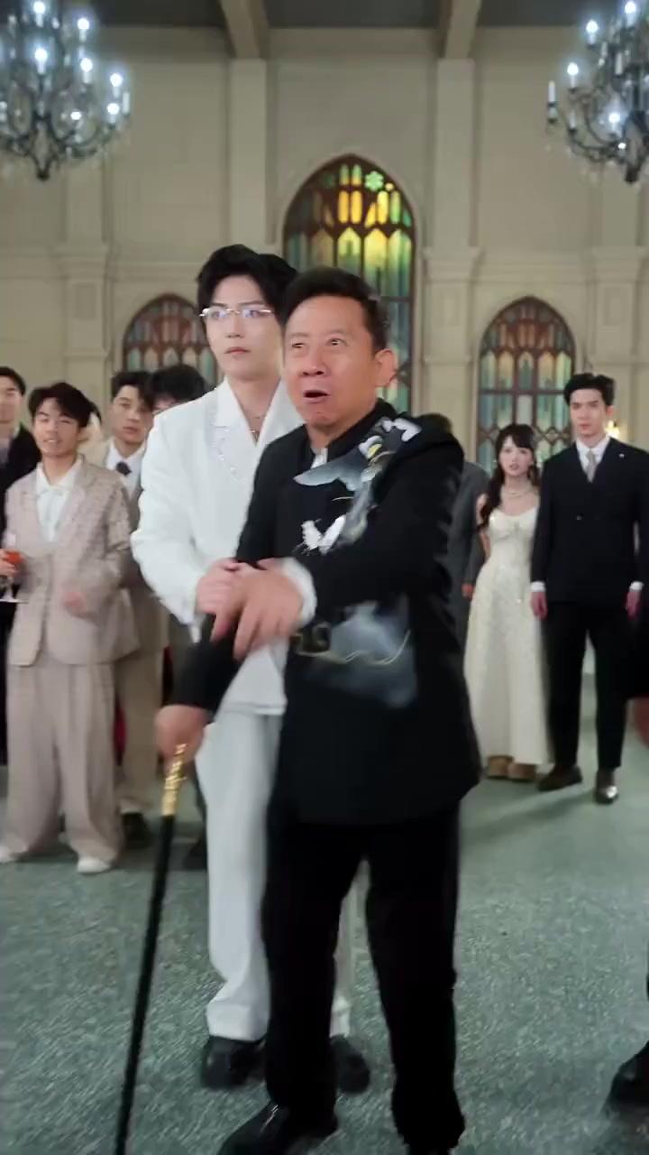 偽物令嬢になった私を兄たちが守りすぎる