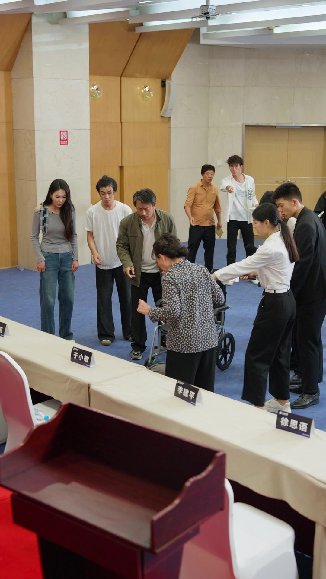 Bông Hoa Nở Muộn