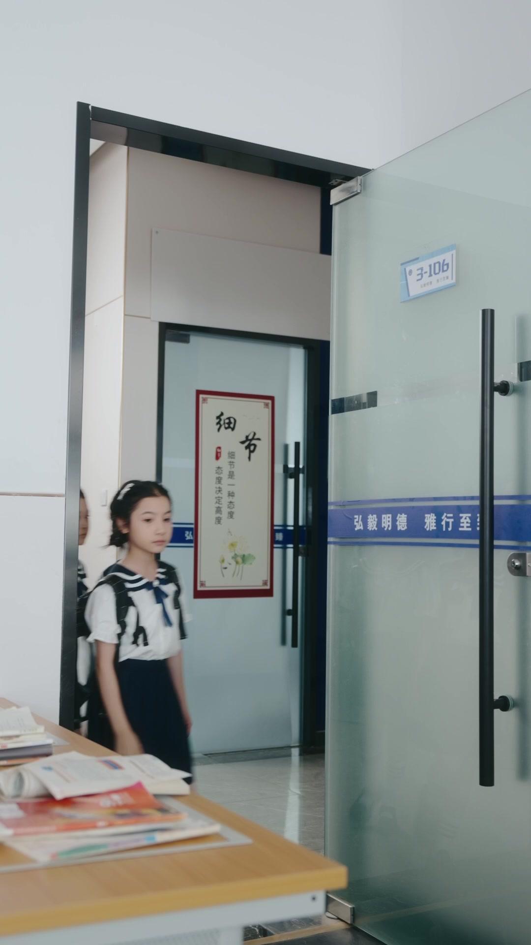 Kakak, Aku Bukan Adik Kandungmu!