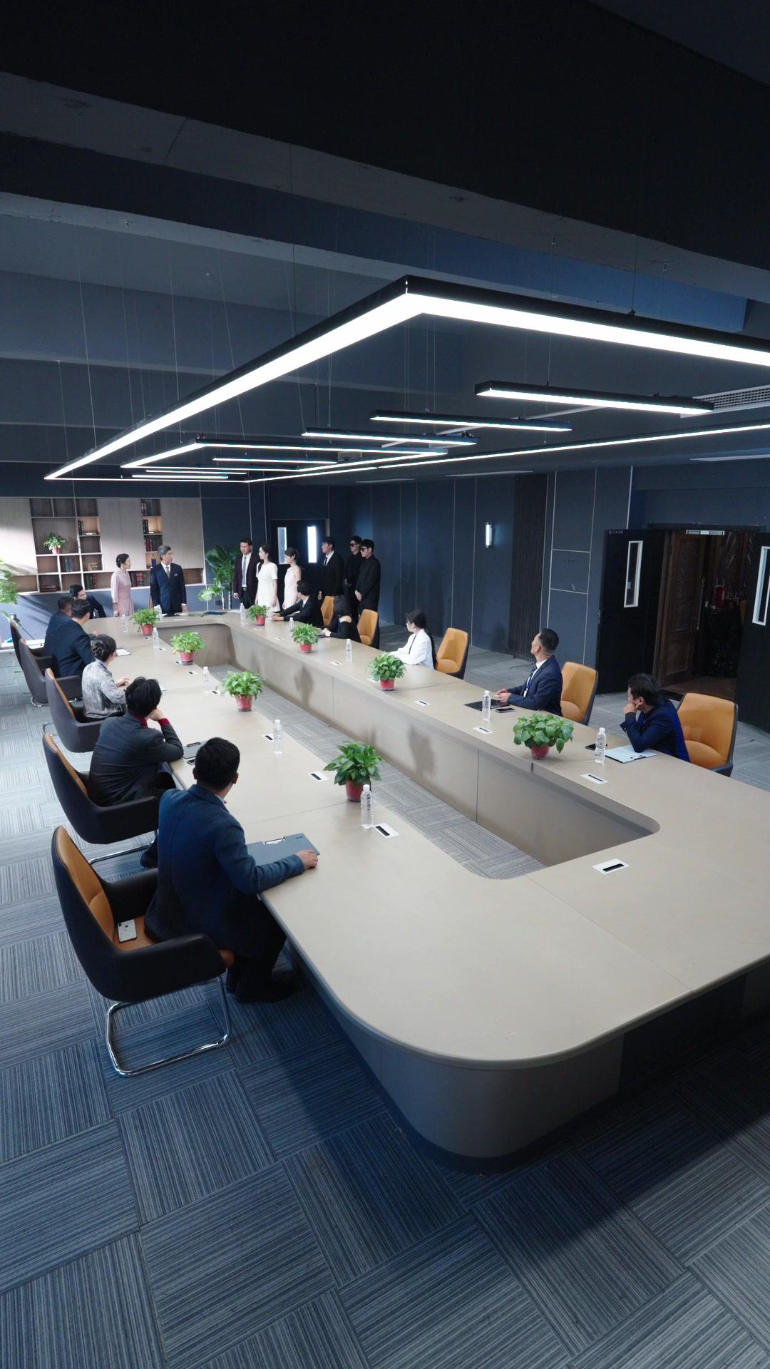 Heiress Sisters Back for Blood