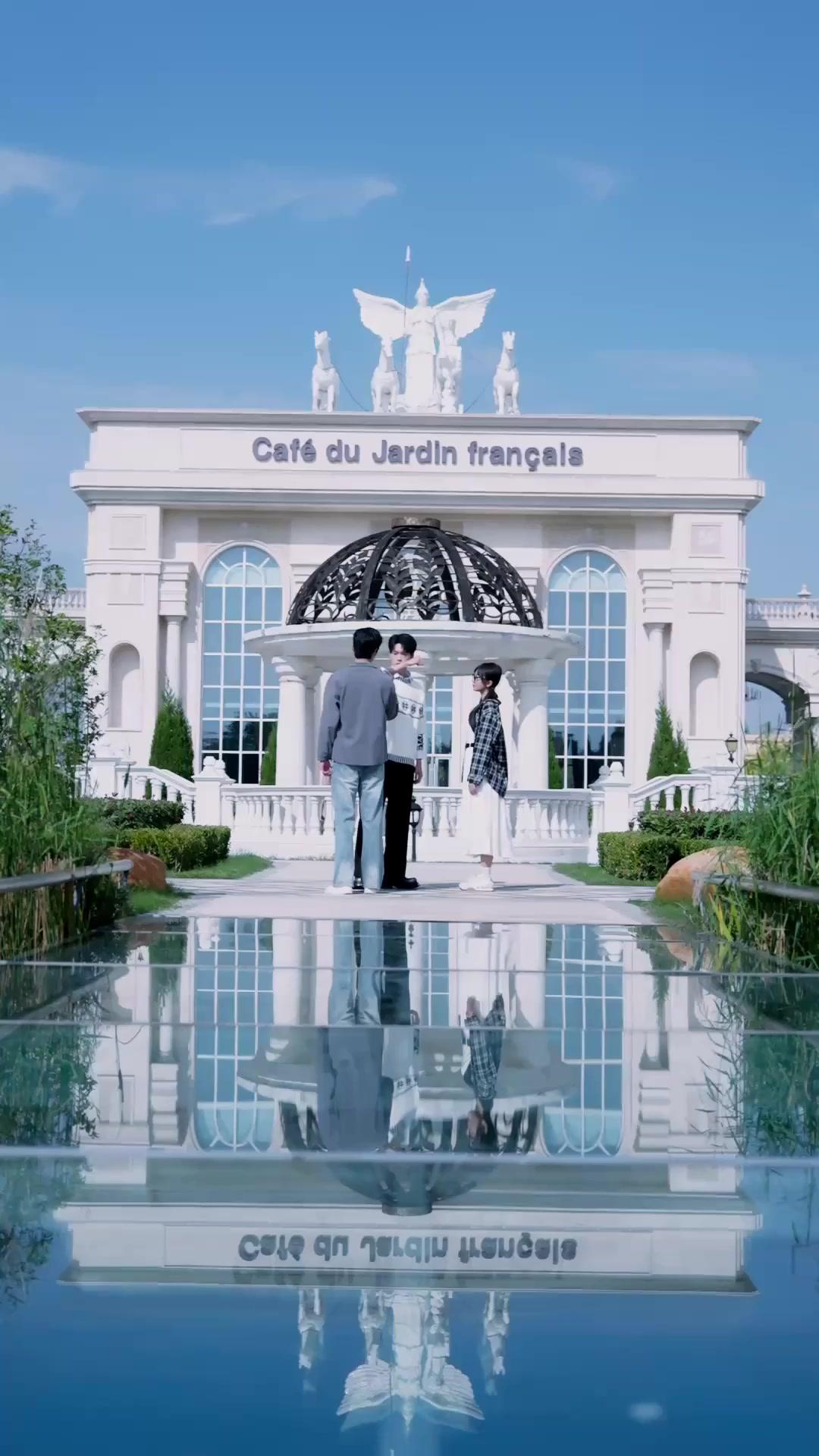 (吹き替え) 庶民ごっこは3年だけ ～いいなりは卒業します～