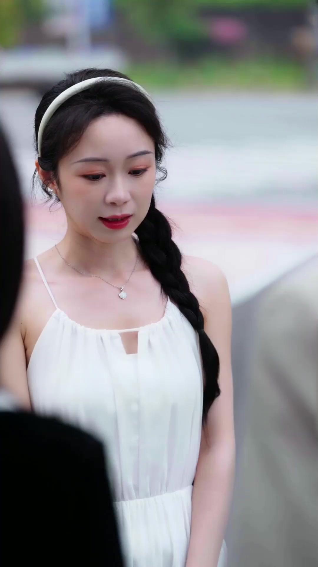 LA CHÉRIR PLUS QUE TOUT