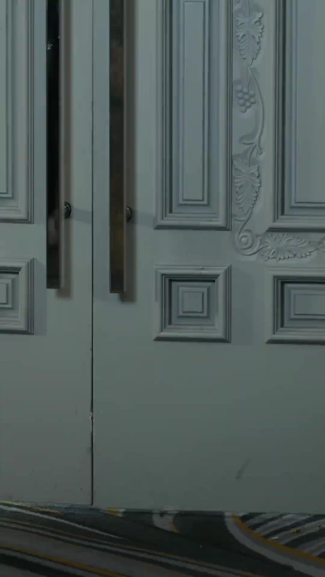 Schwangere Erbin: Verwöhnt von fünf Onkeln