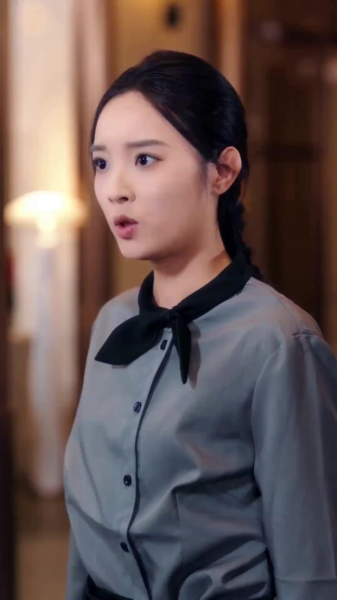 (Dubbed) A Discarded Wife? The Billionaire’s Lucky Charm!