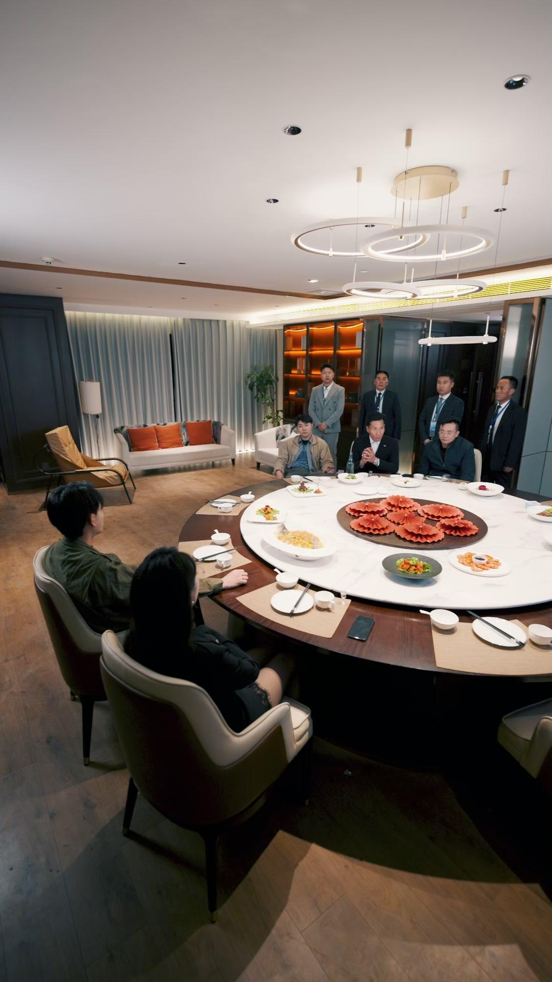 O Filho do Presidente na Obra