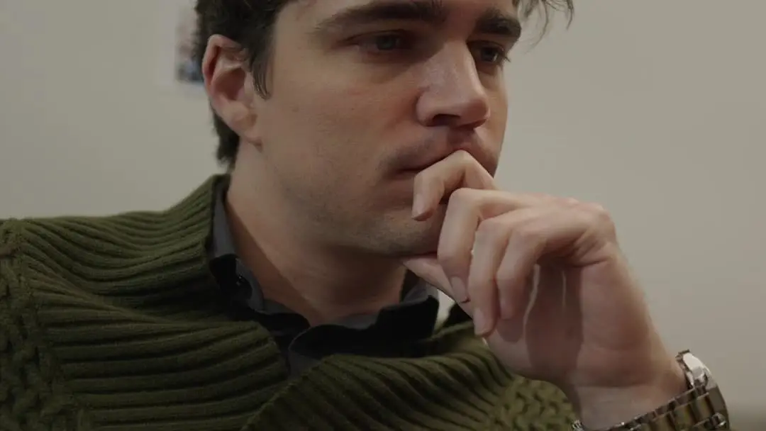 Ops! I Married with My Forgetful Ex-boyfriend: When the Phone Rings, the Past Answers