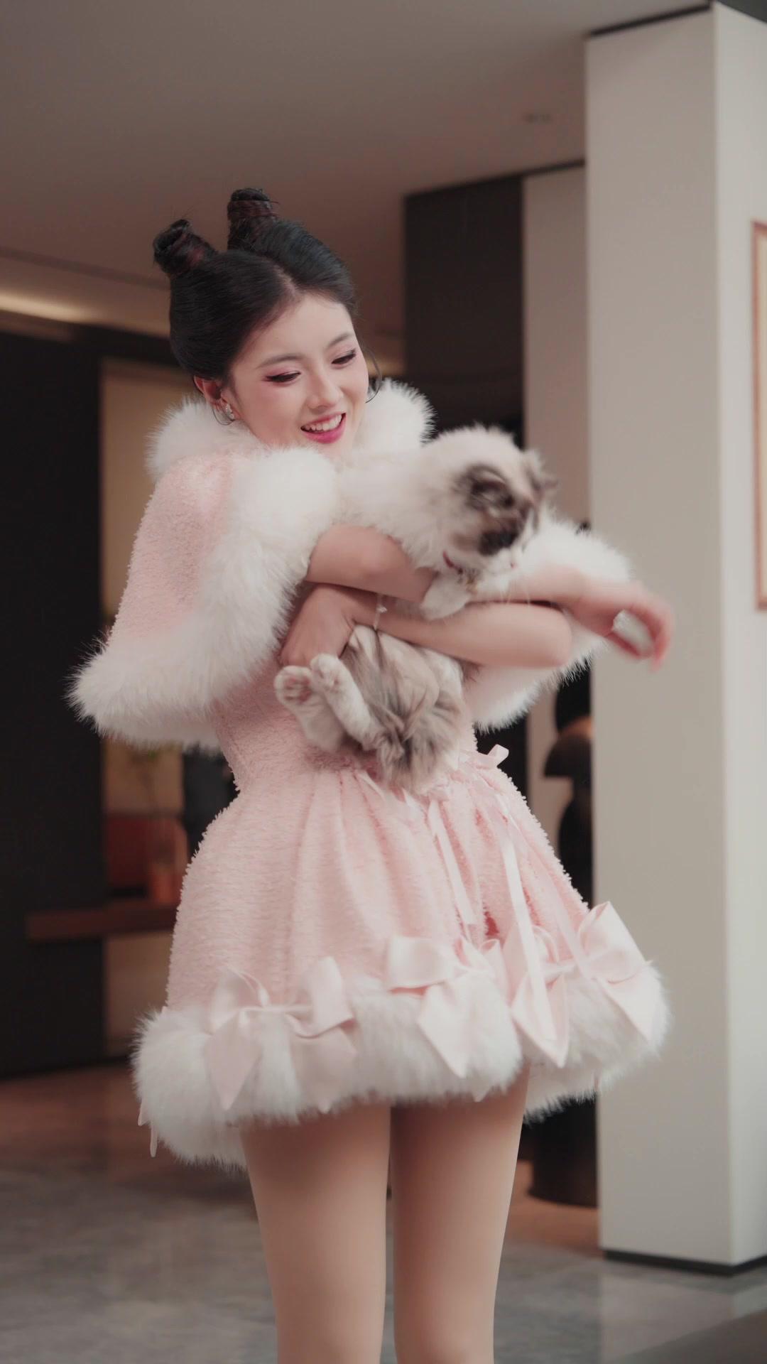 Meow-tivation for Love