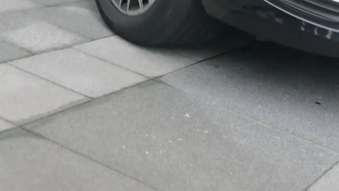 Just Divorce, We'd Love to Marry You: When Cash Meets Compassion in a Hospital Hallway