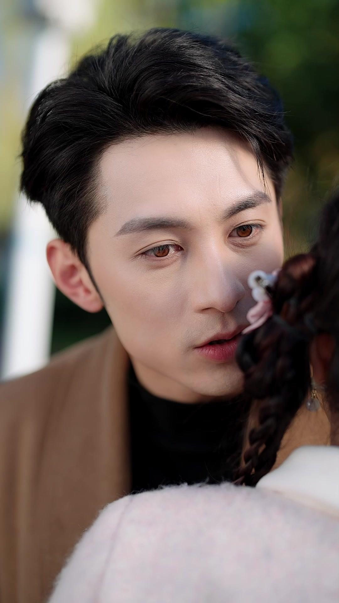 Menikah Dengan Bos Kaya