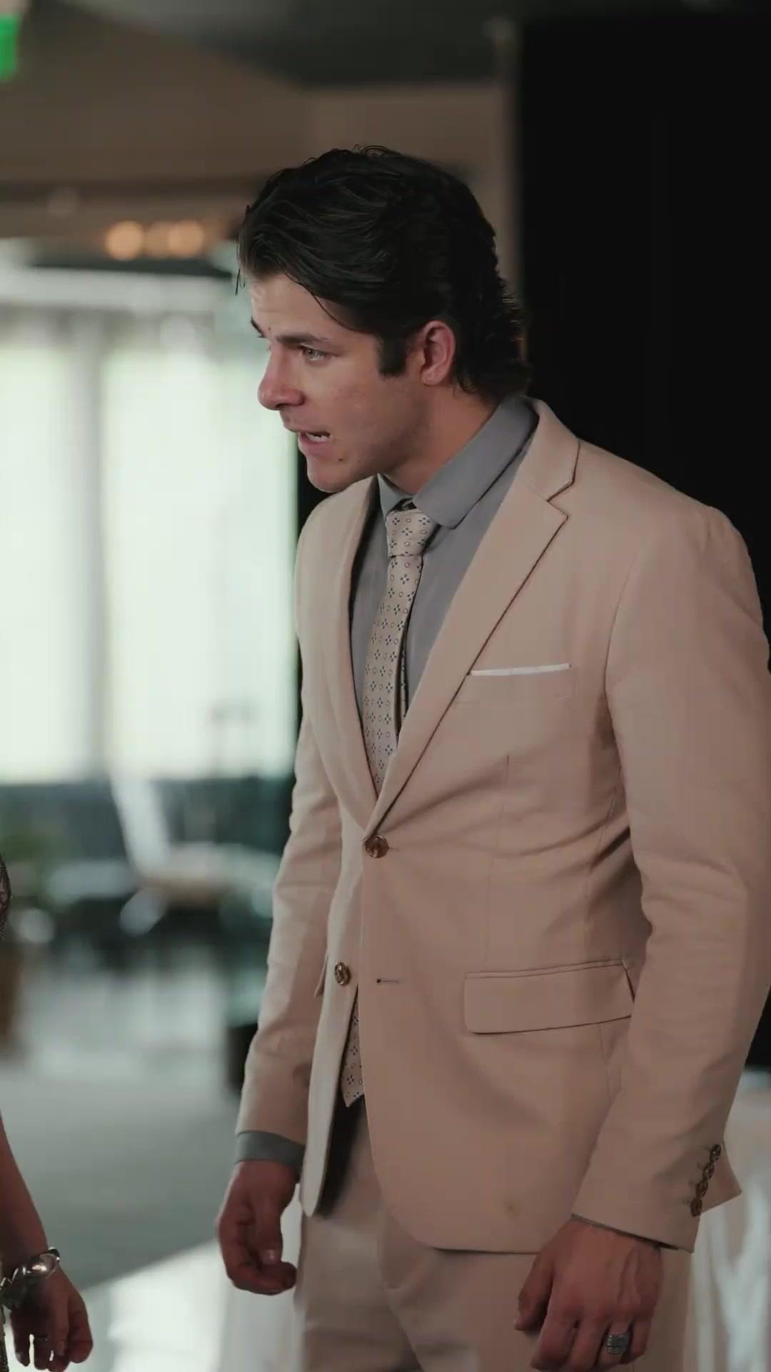 (Doblado) El regreso de la heredera caída