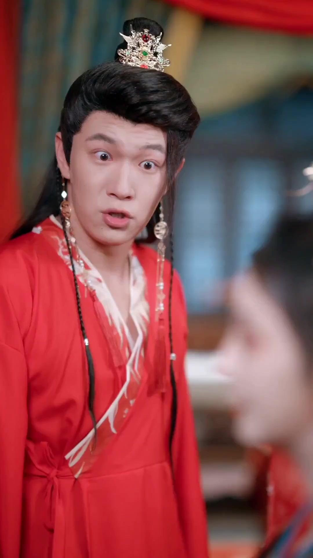 (مدبلج) حين أكون فاسقا عابرا… وتكون زوجتي معادةالميلاد