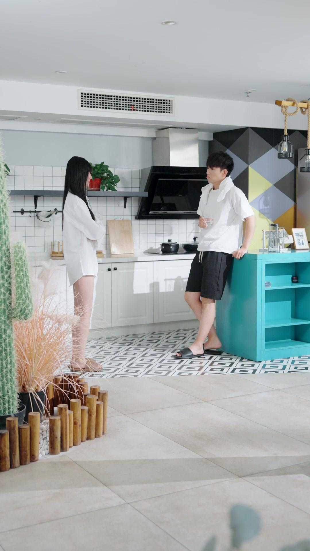 T’APPROCHE PAS DE MON HOMME