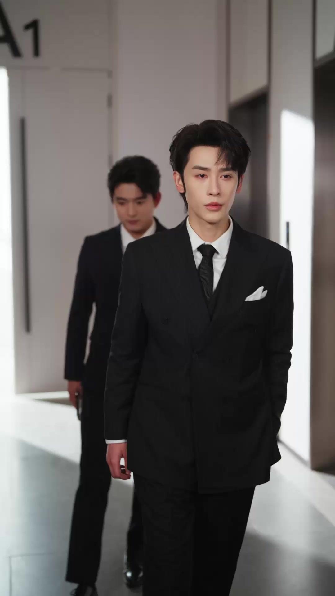 LE MARIAGE D’UN AMOUR SECRET