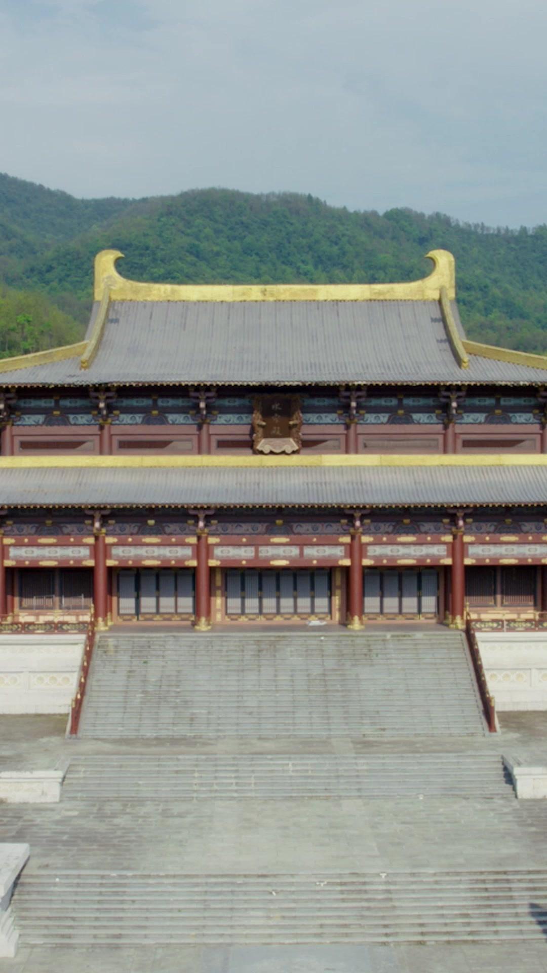 Kanonen am Kaiserhof