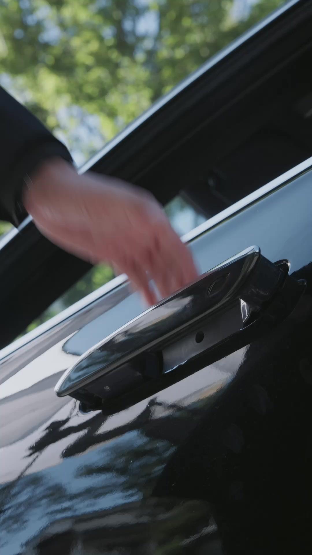  最強馬甲：保全變兵王