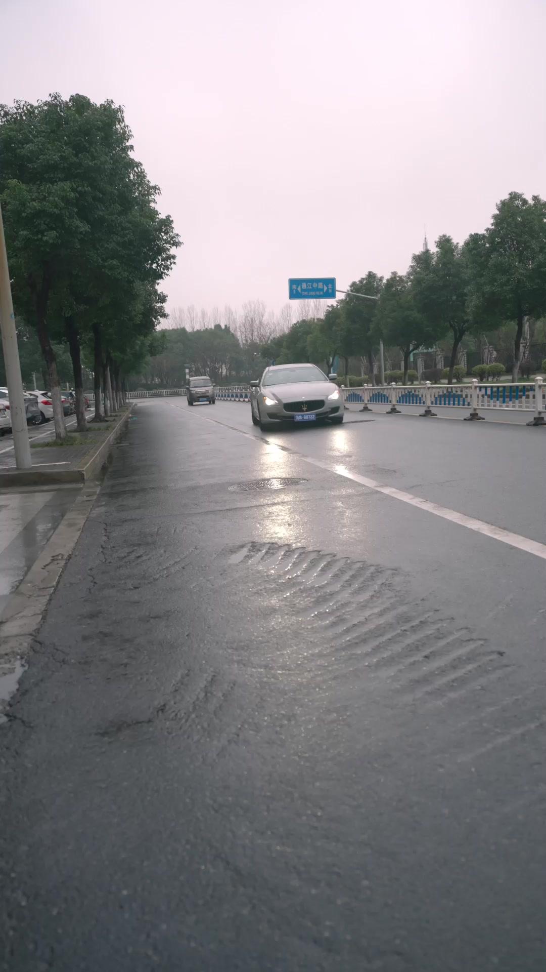 Mencari Jejak Jade Hitam