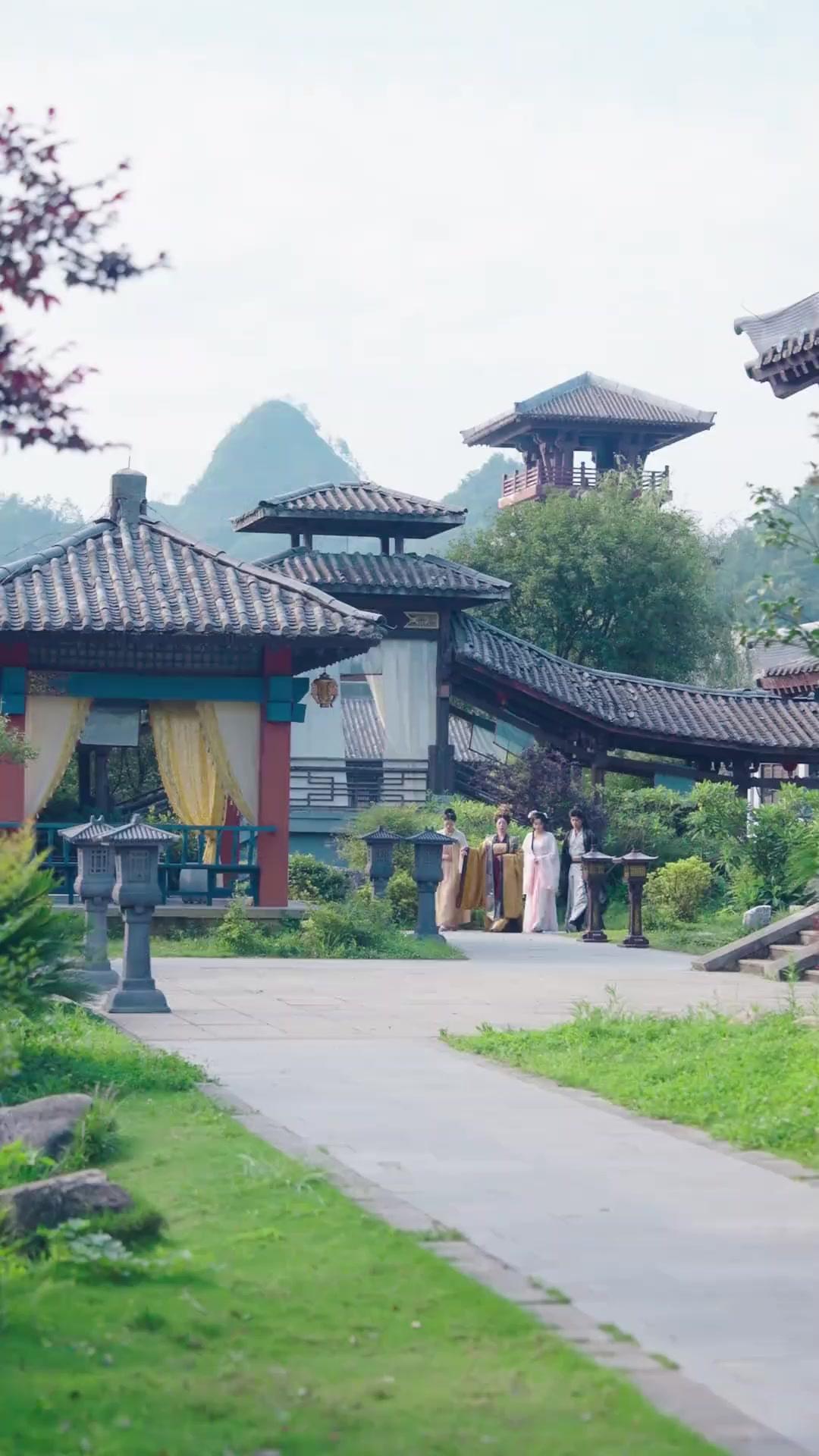 (Doblado)Princesa, compórtese