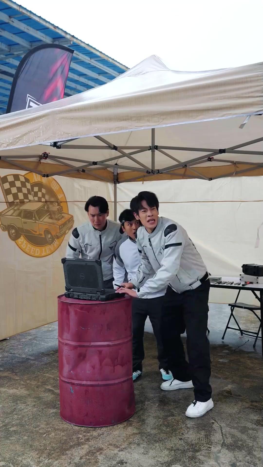 (더빙) 스피드 퀵 레이서