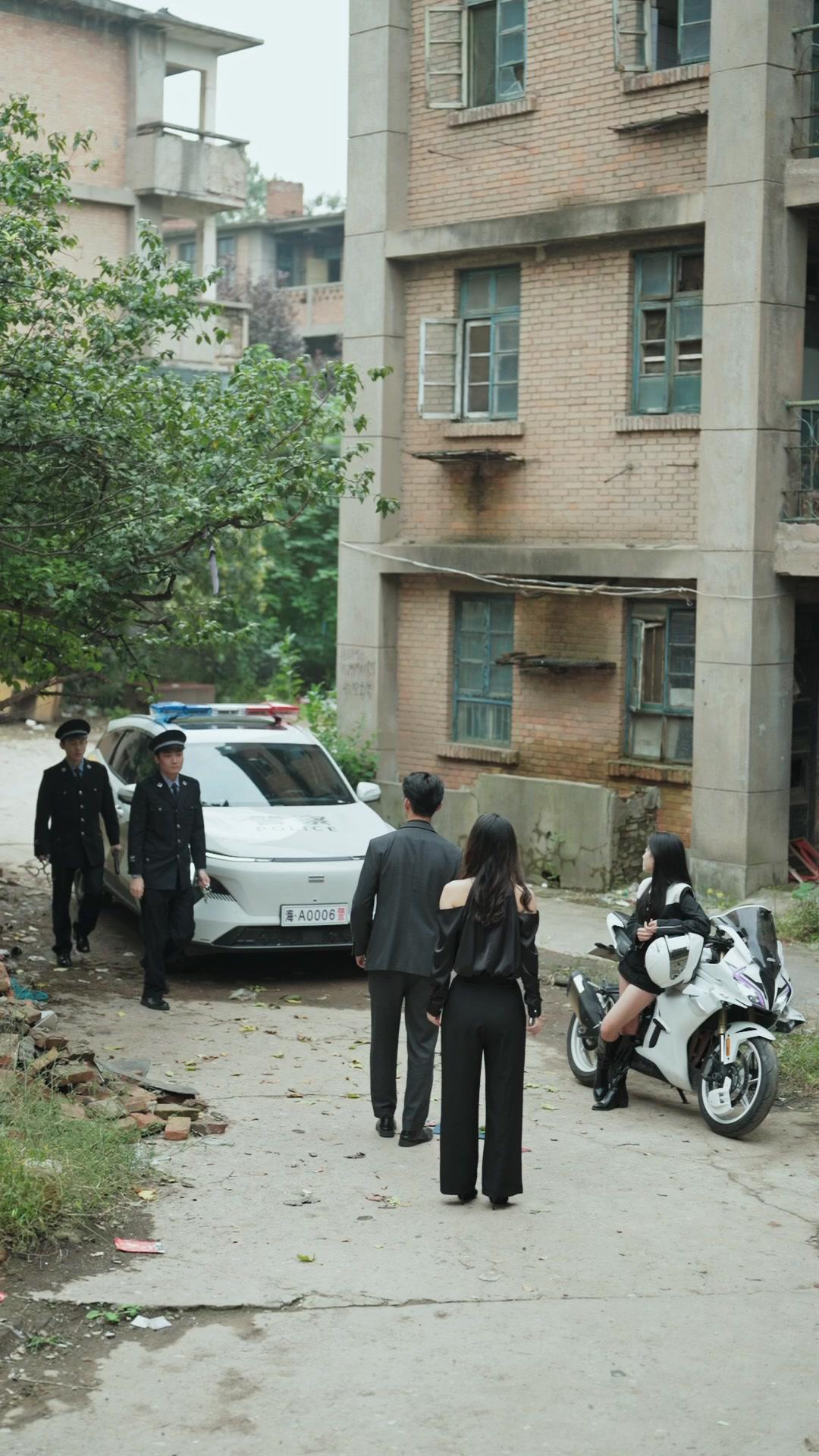 殺死那個戀愛腦