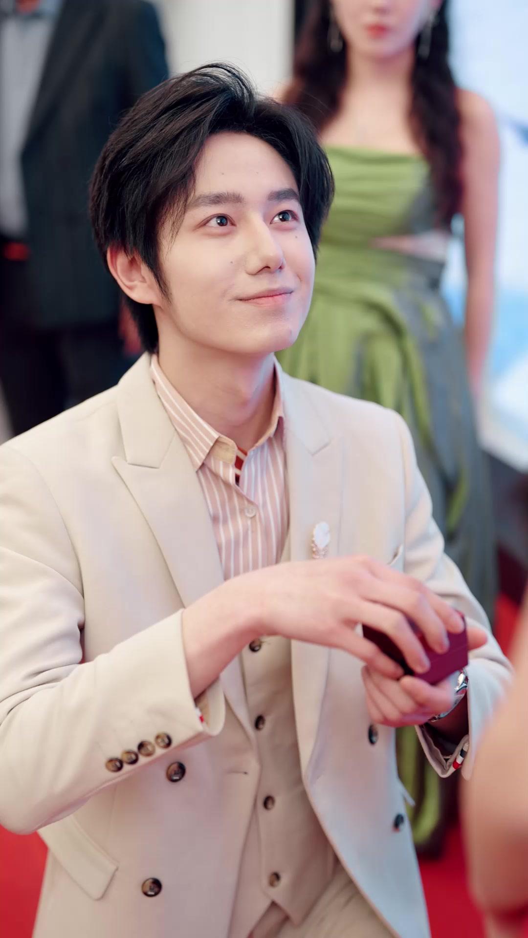 Minha irmã adotiva tirou tudo de mim